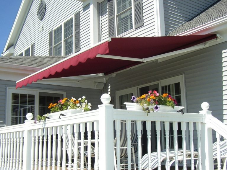 Retractable Awnings